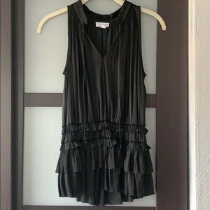 Adorable Current Air XS silk like ruffled tank